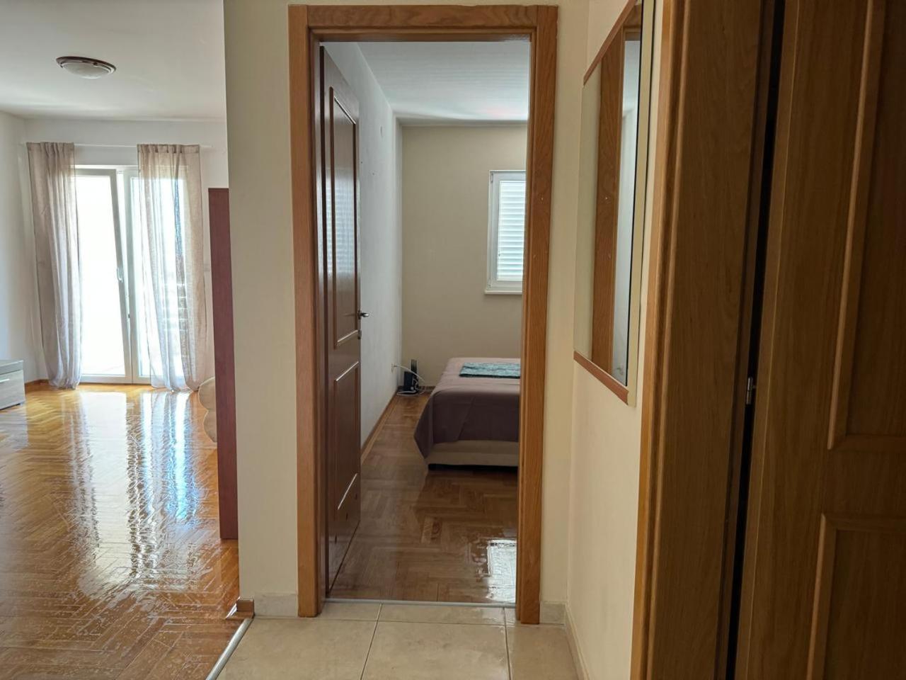 Apartments Montreal Budva Rum bild